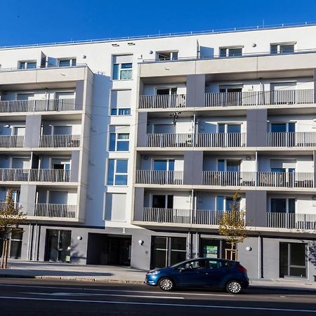 Neu☆Business Apartment☆Messe/Airport☆Tiefgarage Leinfelden-Echterdingen Eksteriør bilde